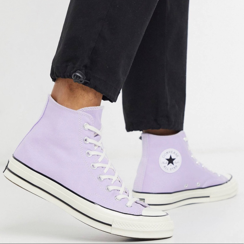 CONVERSE Chuck 70 Hi Sneaker in Lilac